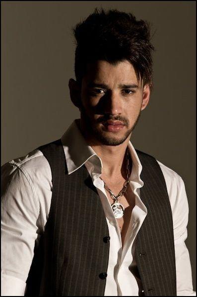 Gusttavo Lima ( ) /  - 23